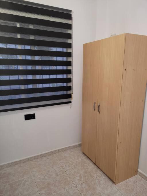 Apartamento Bajo Con Terraza Y Piscina تورّيفيِخا المظهر الخارجي الصورة
