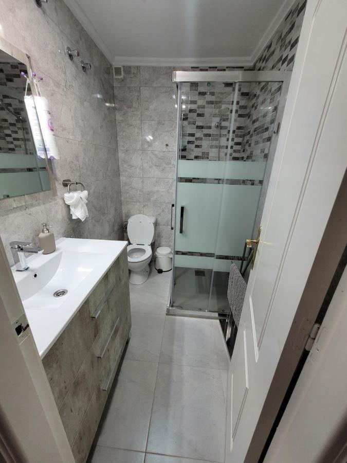 Apartamento Bajo Con Terraza Y Piscina تورّيفيِخا المظهر الخارجي الصورة